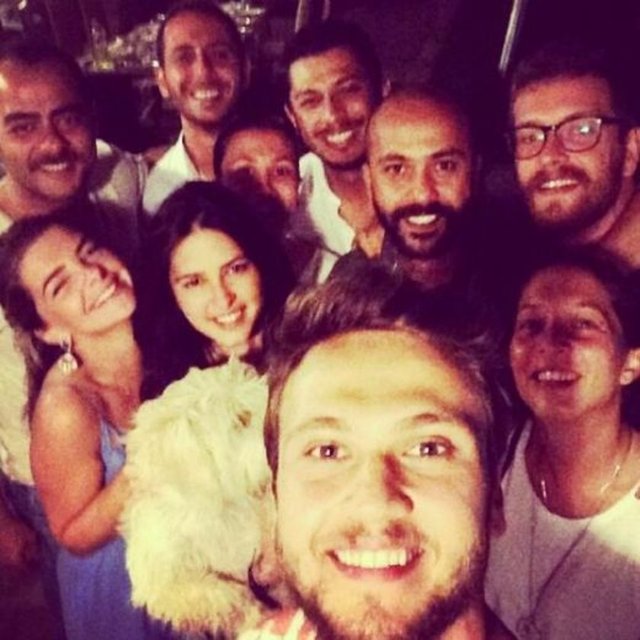 Sosyetenin güzellerinden Ceylan Çapa'nın adı Burak Özçivit'ten sonra geçtiğimiz günlerde "Muhteşem Yüzyıl"ın "Şehzade Selim"ini canlandıran Engin Öztürk ile anılmıştı.