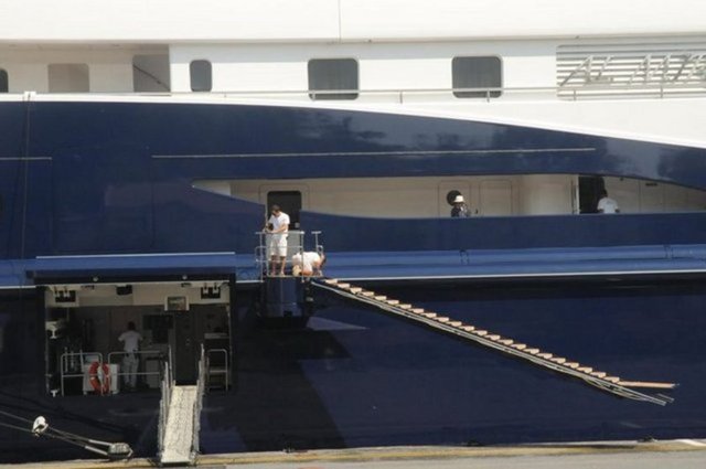 Katar Emiri Şeyh Hamid Bin Halife Al Thani'nin yatı Al Mirqab