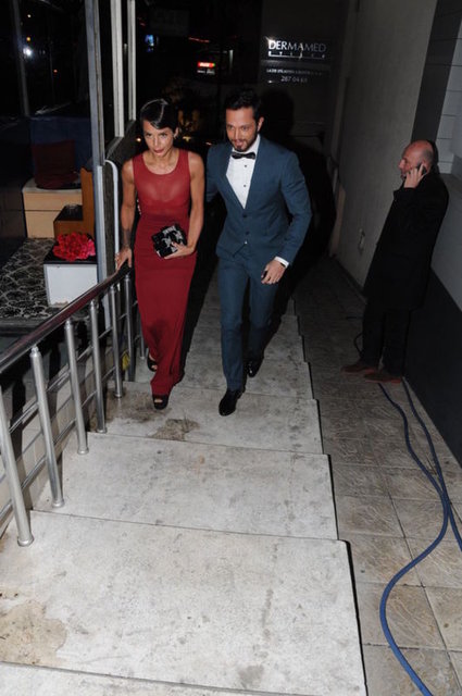 Oradan bombaları aktaracağım. Ama daha gitmeden bombalar ayağıma geliyor.