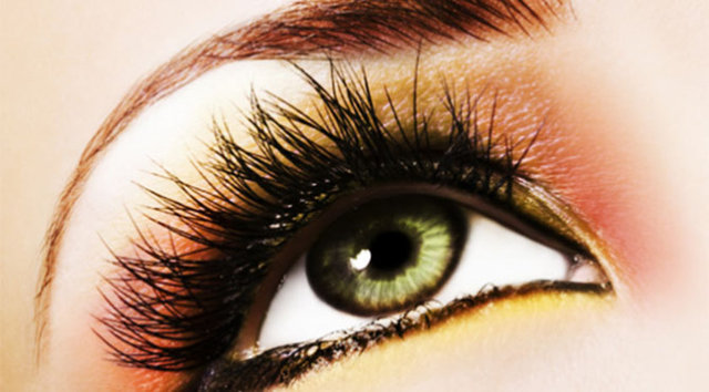 Rimel sürerken yapılan 6 hata -  - Mükemmel kirpiklere sahip olmak için bu hatalardan kaçının.