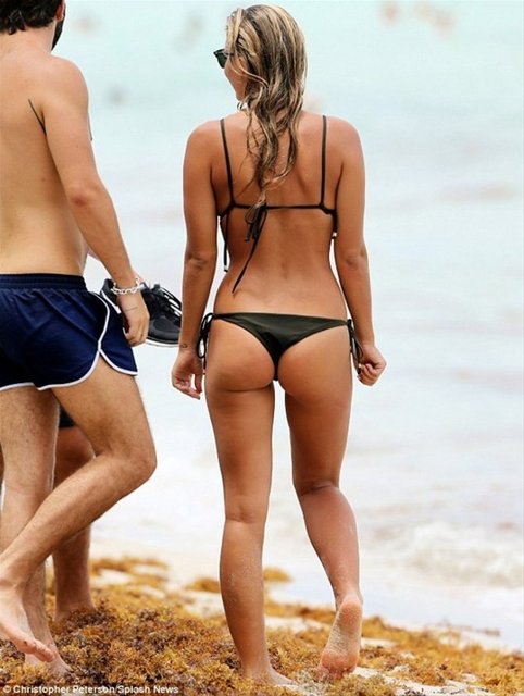 NATASHA OAKLEY