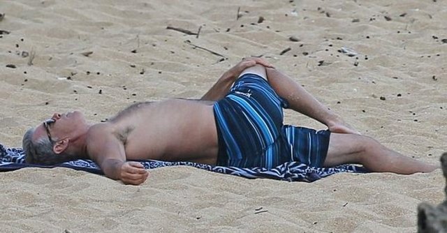 İşte Pierce Brosnan'ın nam-ı diğer 'James Bond'un tatil halleri...