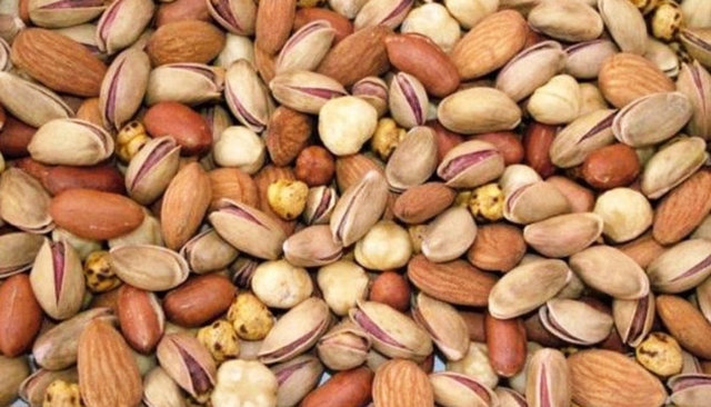Fındık fıstığa ve bitki sterolüne önem verin -  - Öğle ya da akşam yemeği öncesinde altı tane ceviz yerseniz kalbiniz sizi çok sevecektir, diyor uzmanlar