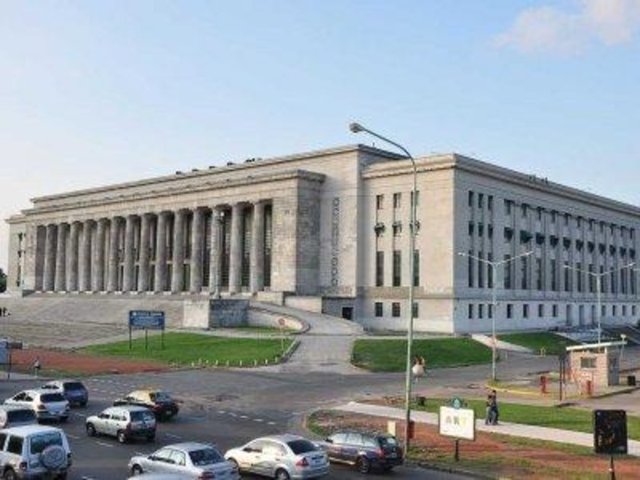 Arjantin -  - Buenos Aires Üniversitesi -  - Dünya sıralaması: 378