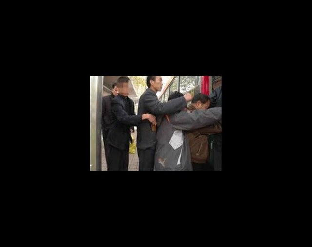 TREN KAPKAÇILARI - Trenler genelde kalabalık olur ve içleri kapkaççılarla doludur. BÜTÜN AVRUPA