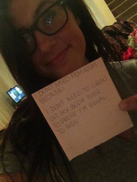 "Feminizme ihtiyacım yok çünkü eşit olacağım diye kıllarımı erkek gibi uzatma taraftarı değilim"