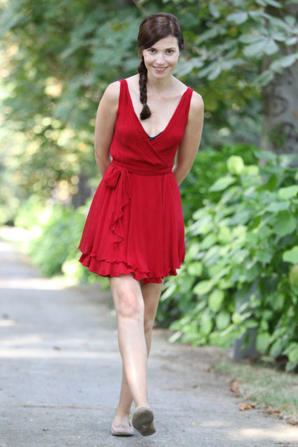 Almanya'da doğup büyüyen Ergeç, iyi derecede Almanca biliyor. Ergeç'in İngilizce'si de akıcı.