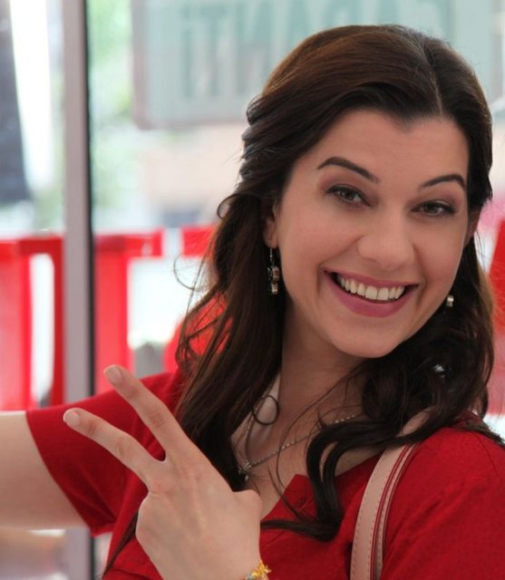 Muhteşem Yüzyıl'ın Nİgar Kalfa'sı Filiz Ahmet, Makedonya doğumlu.