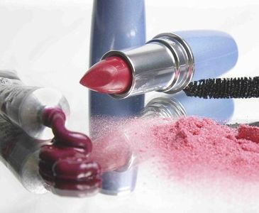 BU ÜRÜNLER KANSER SAÇIYOR