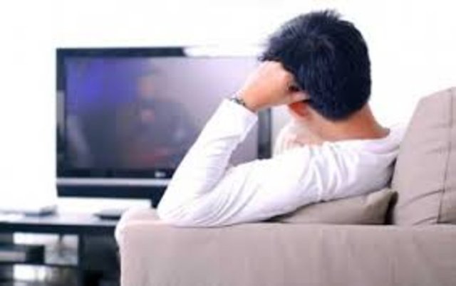 3. Günde bir saat veya daha uzun süre oturarak TV izliyor musunuz?