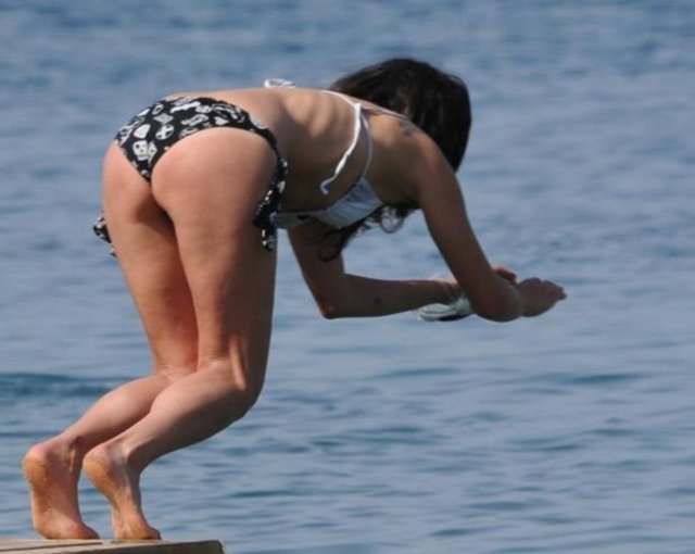 Bu yazın en çok kouşulan isismlerinden biri de Özge Özpirinçci...