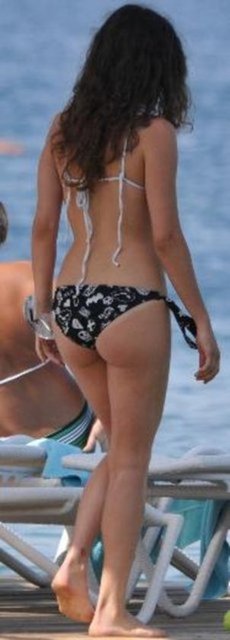 Özpirinçci'nin düzgün fiziği beğeni toplamıştı.