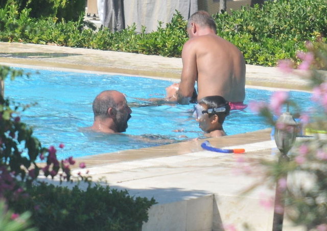 Halit Ergenç geçtiğimiz yıl oğluyla böyle görüntülenmişti