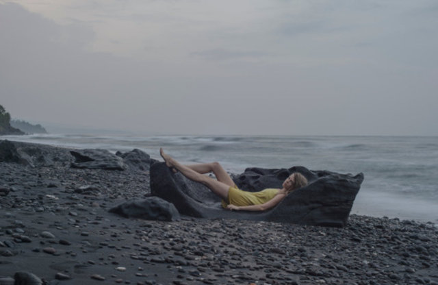 Amerika'da çocukların yüzde 6'sı 13 yaşından önce cinsel birliktelik yaşıyor ve çocukların da cinsel hastalıklardan korunmaya ihtiyacı vardır. HPV aşısı virüsü engellemekle ilgilidir yani ne kadar erken yaptırırsanız o kadar iyidir.