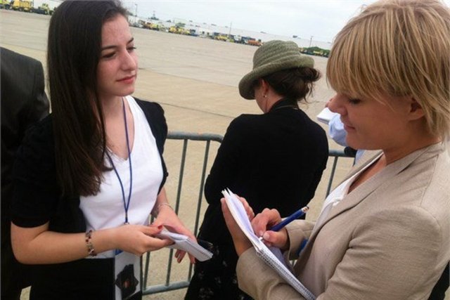 Gazete muhabiri - Online gazetelerin tercih edilmesi gazete muhabirlerini tehdit ediyor.Gazete muhabiri sayısında yüzde 13'lük bir düşüş yaşanması bekleniyor. -