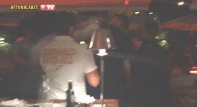 Müzik dünyasının genç yıldızı Justin Bieber ile aktör Orlando Bloom neden yumruklaştığı ortaya çıktı.