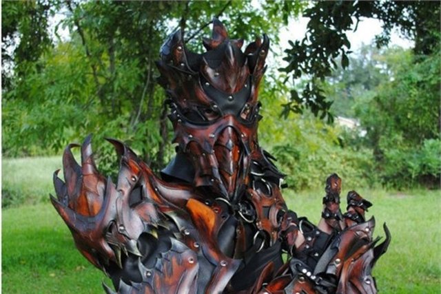 Dragon savaşçı forması - 4 bin dolar.