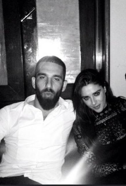 Aslıhan Doğan'ın adı milli futbolcu Arda Turan'la da aşk dedikodusuna karışmıştı.