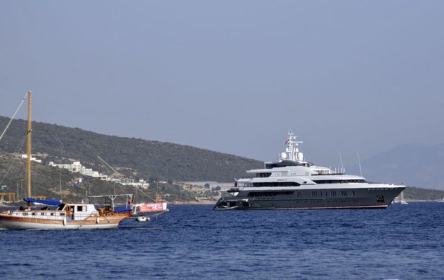 İşte Rus iş adamı Oleg Deripaska'nın "Queen K" isimli lüks yatı...