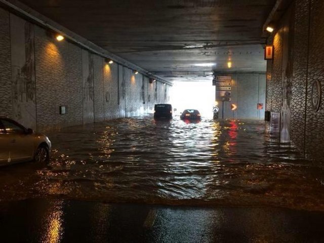 İşte İstanbul'dan yağmur manzaraları...