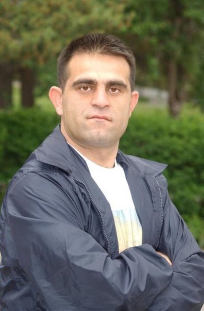 Saffet Ulusoy @saffetulusoy Erkan Koyuncu'ya Allah acil şifa versin, Allah onu sevdiklerine bağışlasın - inşallah. Dualarimiz Erkan Koyuncu ile beraber..