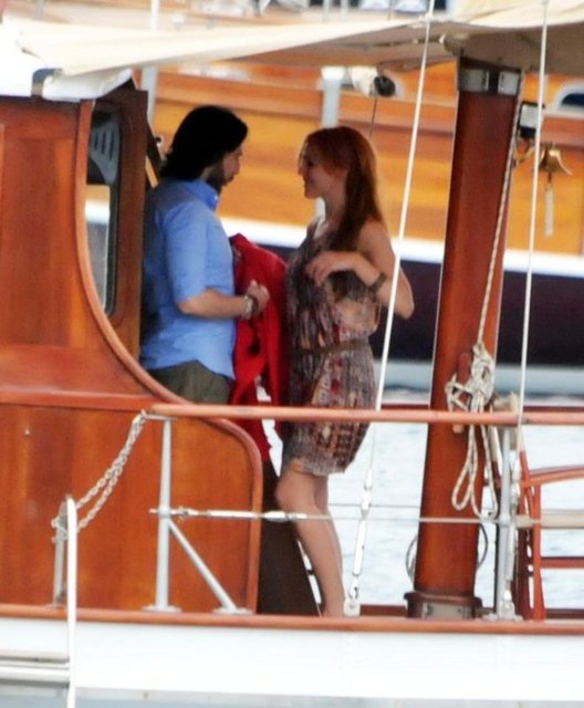 Meryem Uzerli'den ilk baştaki tavrı için özür dileyen Ateş, bundan sonra ayda bir Almanya'ya gidecek.