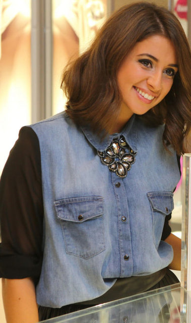 Defileleri yakından takip eden Terim, eleştrilere kulak tıkıyor.