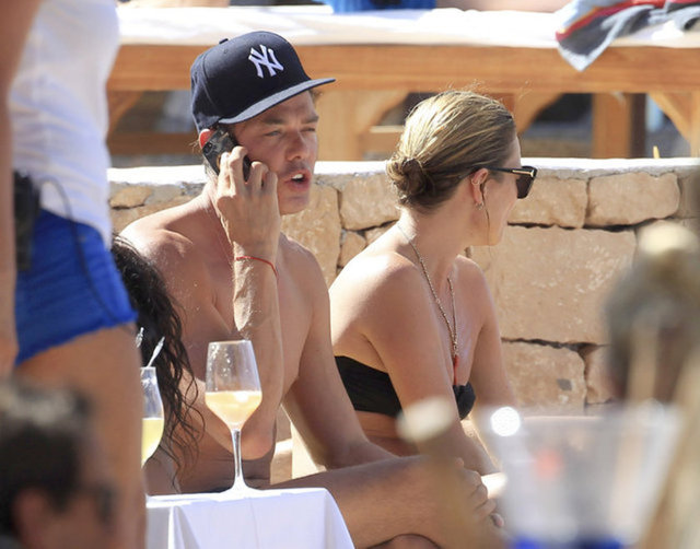 Naomi Campbell yakında kendi koleksiyonunu sunacağını duyurmuştu.