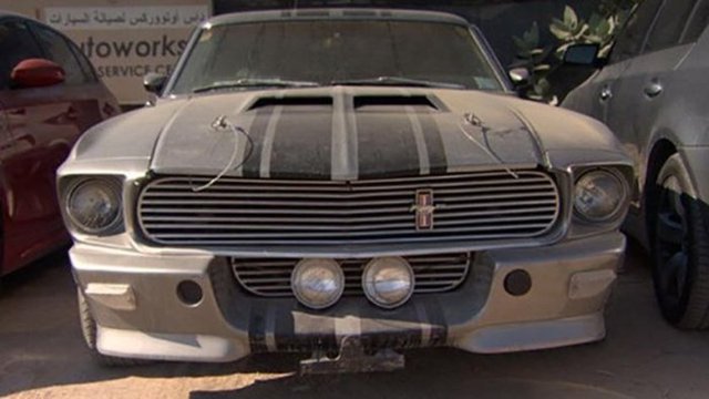 Dubai'deki otomobil mezarlığı.