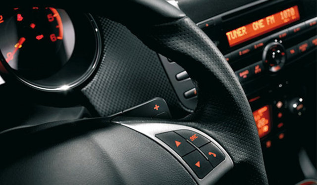 32 aday, Cenevre Otomobil Fuarı'nda açıklanacak 2015 Yılın Otomobili olmak için yarışacak!