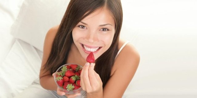 Doğru beslenmeyle pek çok hastalığı engelleyip daha dinç bir yaşam sürebiliriz.