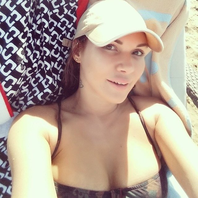 Güzel modelin son halini gören takipçileri, Altıntop'u tanımakta güçlük çekti.