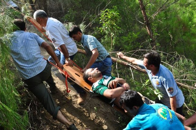 Alanya'ya bağlı Bağdemağacı Mahallesi'ndeki kaza, saat 13.30 sıralarında meydana geldi.