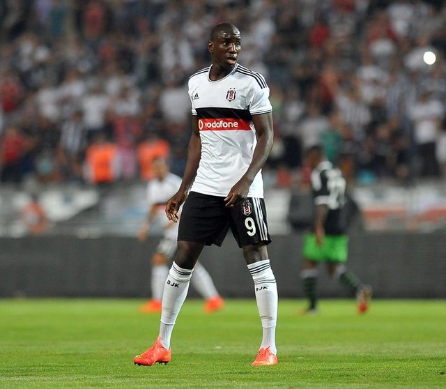 senin üçlü çektirirken sırıtmanı yerim ben @dembabafoot