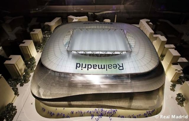 Yeni Bernabeu Stadı 2017'de hizmete girecek. Proje kapsamında üstü 15 dakikalık sürede kapanıp açılabilecek, yüksek teknoloji ile donatılacak.