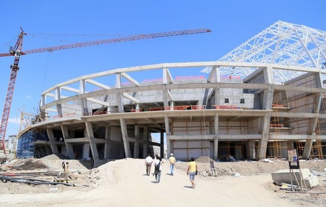 Sivas'ın yeni stadyumu  - 160 dönüm arazi üzerine kurulan stadyumun ihalesi TOKİ tarafından 18 Haziran 2012'de yapıldı. Kendi enerjisini ve suyunu üretecek stadyum Türkiye'nin ilk ekolojik akıllı stadyumu olacak.