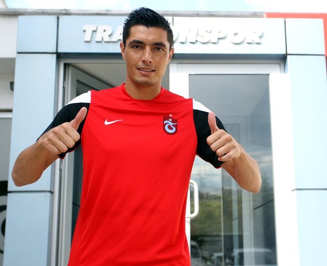 Oscar Cardozo (5 milyon Euro)