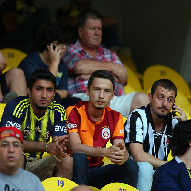 Fenerbahce Besiktas Chelsea Soma Turnuvasi Kadikoy Sukru Saracoglu Stadi Soma Turnuvasi 1 Spor