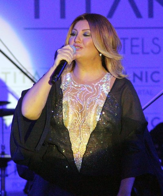 Sibel Can, sevenleriyle 14 Ağustos akşamı Harbiye Cemil Topuzlu Açıkhava Sahnesi'nde buluşacak.