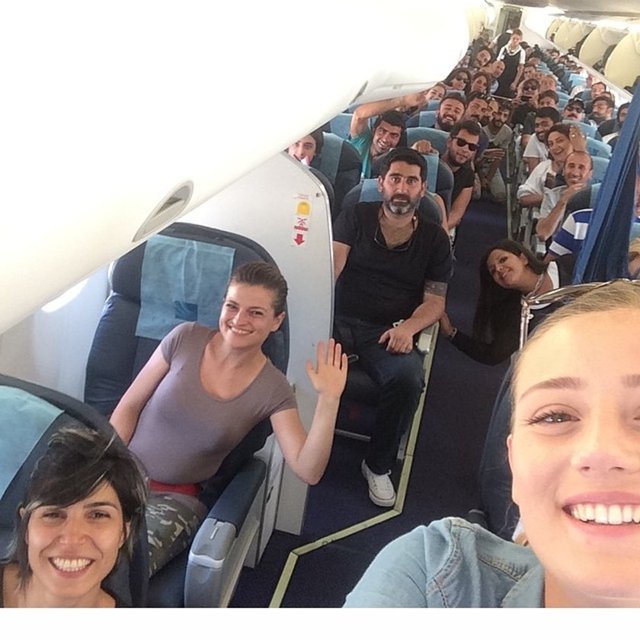 GİZEM KARACA - Biz gideceğimiz yere ekibimizle gideriz