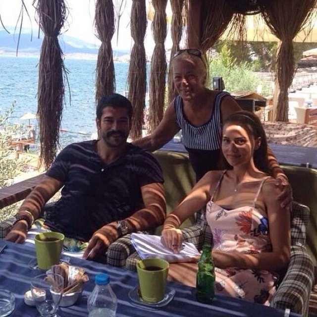 BURAK ÖZÇİVİT