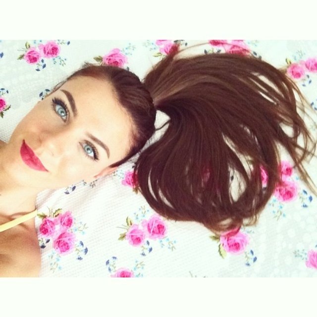 Başak Parlak'ın Instagram'da çekici fotoğrafları