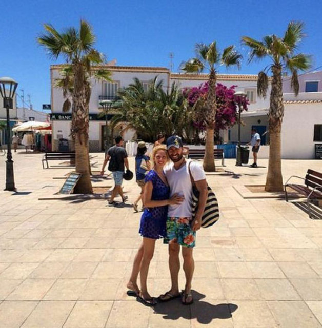 Dilara Öztunç'un Twitter fotoğrafları