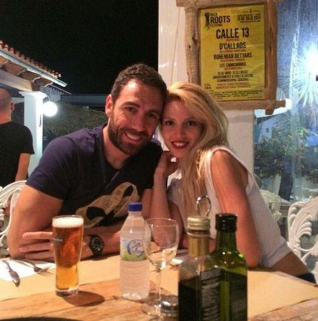 Dilara Öztunç'un Twitter fotoğrafları