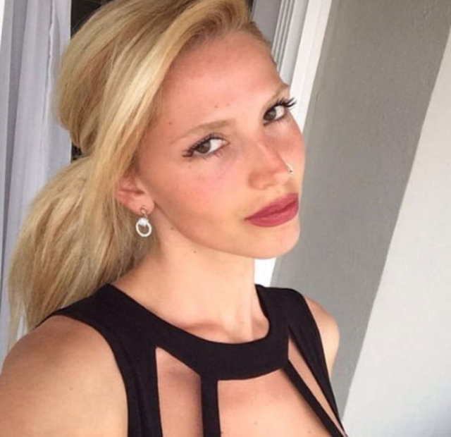 Dilara Öztunç'un Twitter fotoğrafları