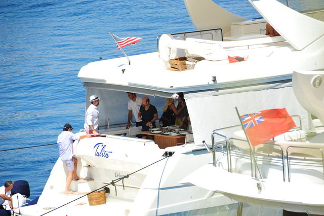 AYLİN TAHİNCİOĞLU, NEZİH BARUT