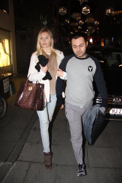 Akşam'da yer alan habere göre, Haziran ayında Chloe Loughnan ile evlenen Ortaç'ın çocuk sahibi olması tehlikeye girdi.