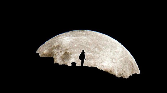 10 Ağustos - Bu tarihte dolunay dediğimiz tam ay denilen olay gerçekleşecektir. Bir diğer deyişle "Süper Ay"