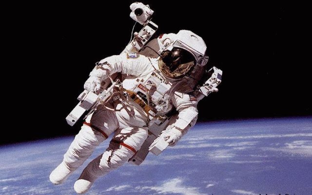 Uluslararası Uzay İstasyonu'ndaki astronatlar, dünya üzirende nadir görülen bir ışık hüzmesinin fotoğrafını çekmeyi başardı.