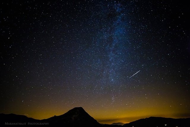 NASA'nın Meteroid Dairesi'nden Bill Cooke, Dünya'nın buluta yeni giriyor olmasından dolayı, meteor yağmurunun şu anda yoğun olmadığını ifade ediyor.